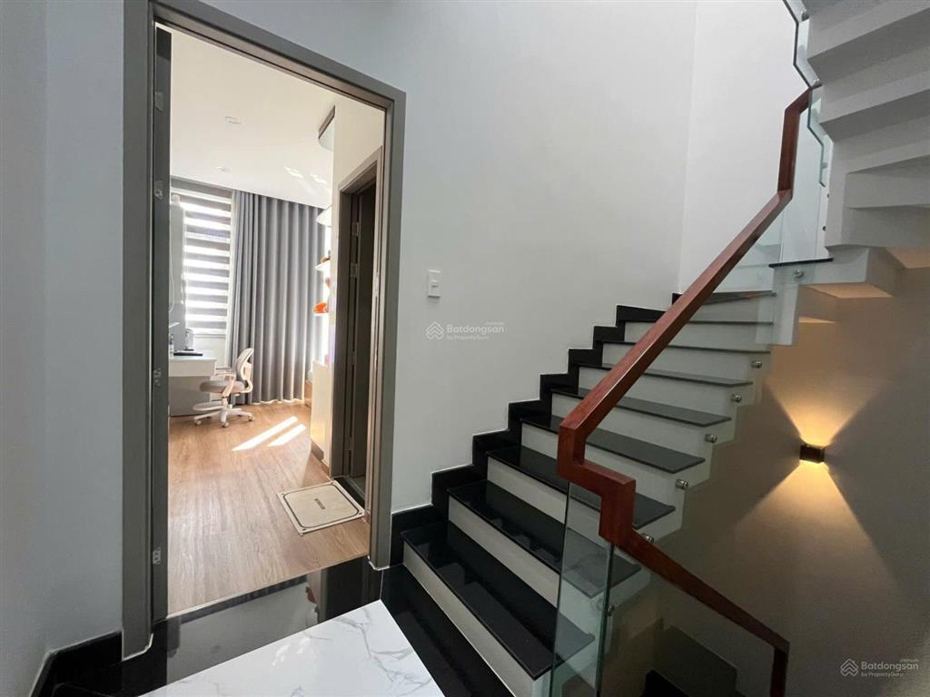 4 tỷ 550  cần thanh lý nhà đường số 18  chỉ có duy nhất 1 căn tại khu hiệp bình chánh  thủ đức