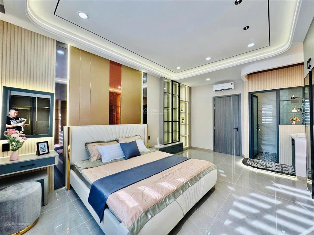 5 tỷ 680  cần thanh lý gấp căn nhà mặt tiền lê trực  bình thạnh  đang có sẵn hợp đồng thuê 25tr