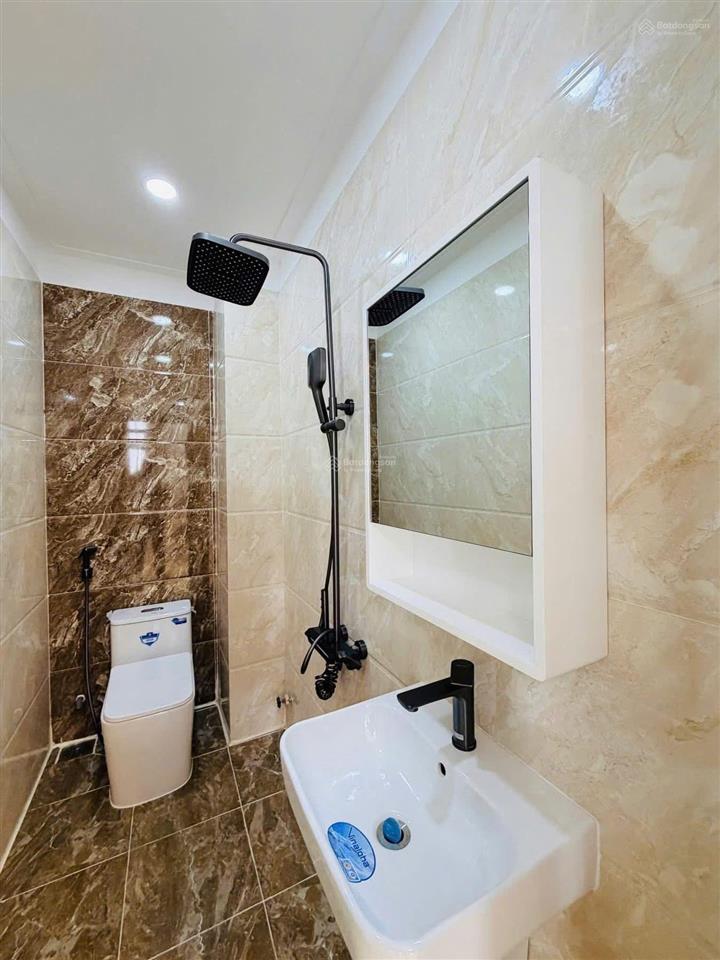 Giá tốt cho nhà đầu tư  chỉ 6 tỷ 980  sở hữu ngay căn nhà mặt tiền đường nguyên hồng  bình thạnh