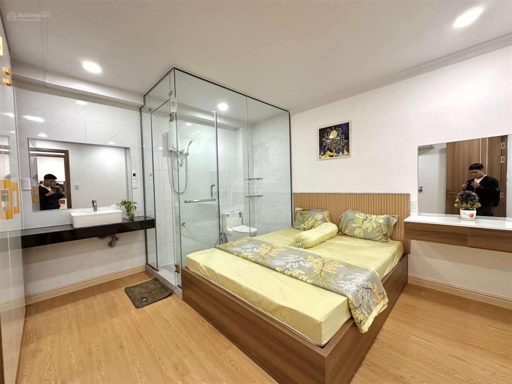 Nhà phan xích long chủ lớn tuổi bán về quê với hẻm 7m, nhà đang có dòng tiền, full nội thất, shr