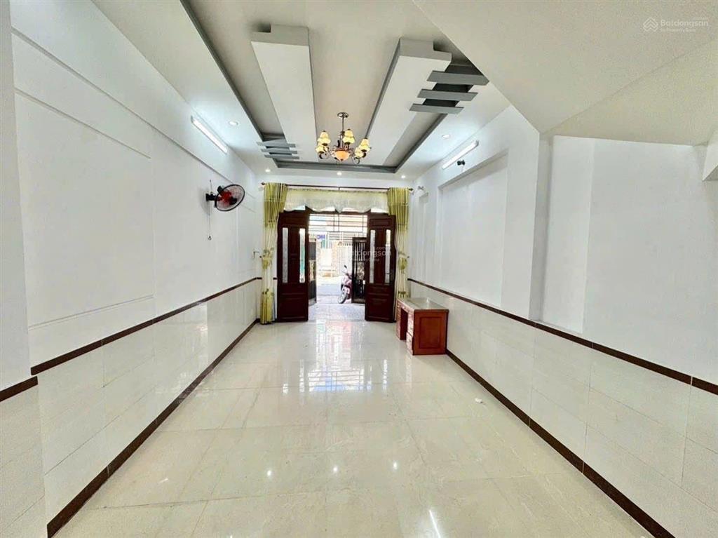 2 tỷ 5. 1 căn hiếm gặp tại vincom dĩ an  bình dương  giá tốt mua làm tài sản