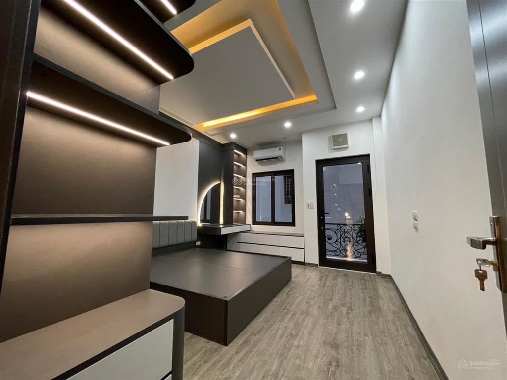 Bán gấp nhà riêng 3pn, 4wc, 36m2 giá siêu hời tại đền lừ, hoàng văn thụ, hoàng mai, hà nội