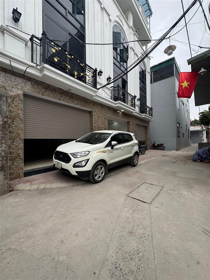 Bán nhà 4tx32m2 biên giang, đường ql6, 10m ô tô đậu. 1,5km bến xe yên nghĩa giá 3,5 tỷ