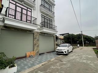 Bán nhà 4tx46m2 ô tô đậu gần nhà ngay chục chính  vành đai 4  1km uỷ ban đông la giá 3,5 tỷ