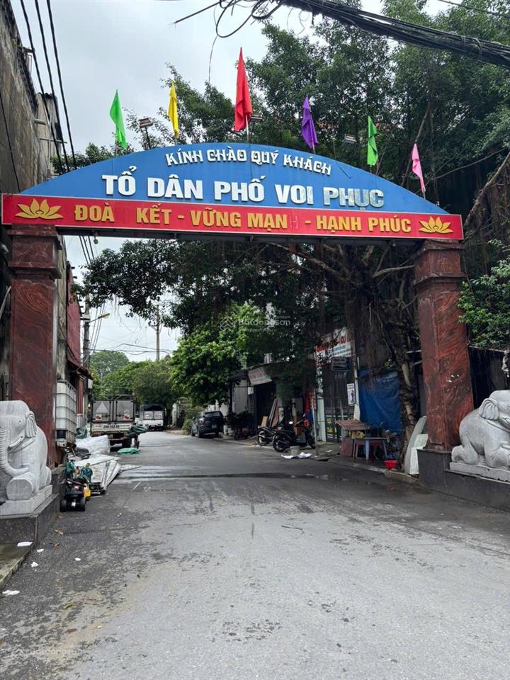 Bán đất voi phục  2 mặt tiền trước sau đều vỉa hè, ô tô tránh