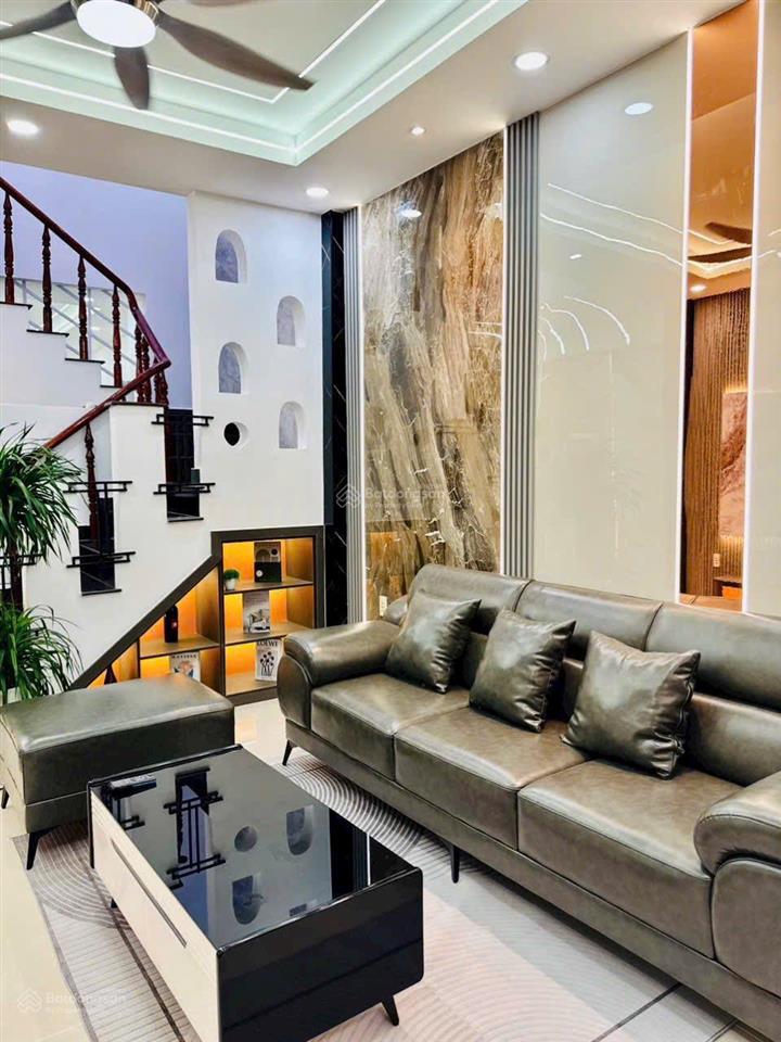 Chính chủ bán nhà đường nguyễn giản thanh phường hoà hưng quận 10 giá 3 tỷ 250tr