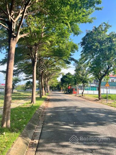 Thanh lý lô đất 85m2 giá 2,3tỷ ngay kdc tân cảng phú hữu, quận 9 sổ hồng trao tay. xây dựng tự do