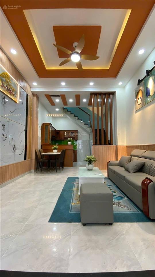 Chủ làm ăn lỗ cần bán căn lê lai, p3, gò vấp giá 2,7tỷ cách đại học công nghiệp 200m. sổ riêng