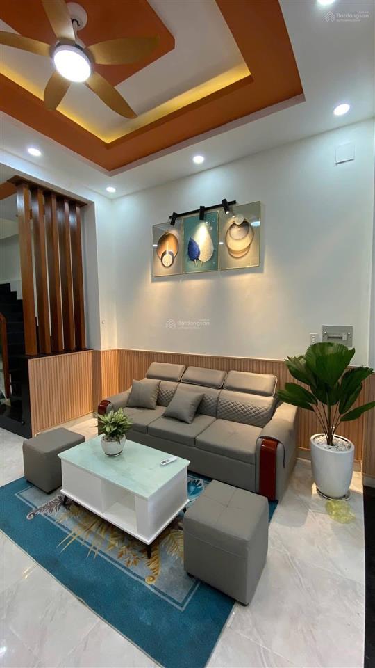Chủ làm ăn lỗ cần bán căn lê lai, p3, gò vấp giá 2,7tỷ cách đại học công nghiệp 200m. sổ riêng