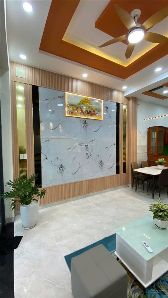 Chủ làm ăn lỗ cần bán căn lê lai, p3, gò vấp giá 2,7tỷ cách đại học công nghiệp 200m. sổ riêng