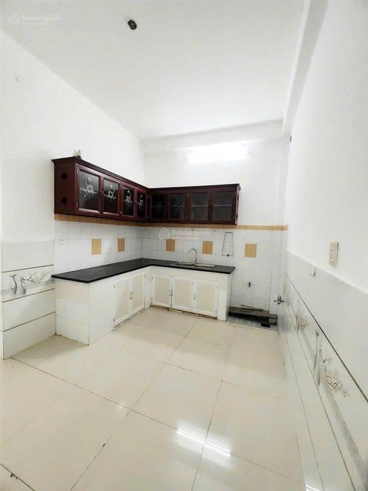 Tìm chủ mới nhà 1/ bàn cờ, quận 3 gần chợ kinh doanh sầm uất. diện tích 44m2 giá 2tỷ190 sổ riêng
