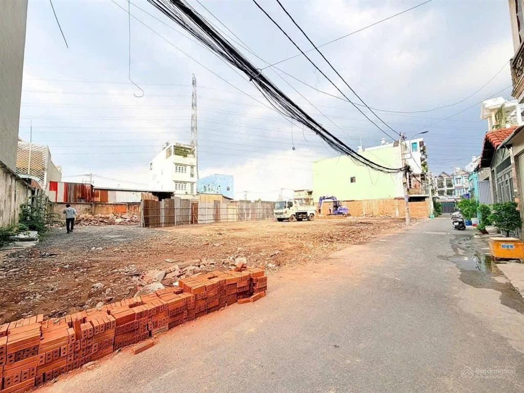 Bán đất 2 mặt tiền diện tích công nhận 64m2 giá 1tỷ7 đường trần thị năm, trung mỹ tây, quận 12