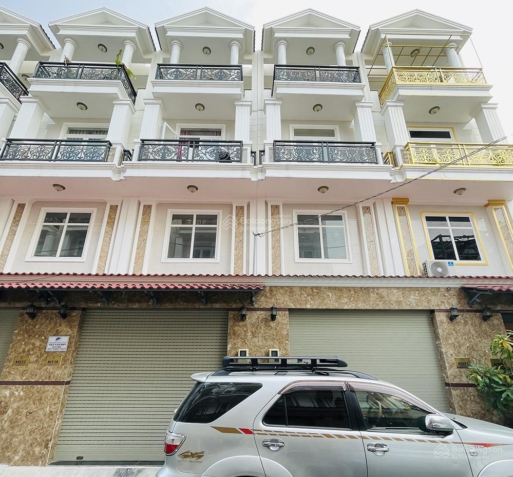 Bán nhà phố mặt tiền quốc lộ 13 sầm uất giá 2,5tỷ  diện tích 60m2 liền kề khu đô thị vạn phúc