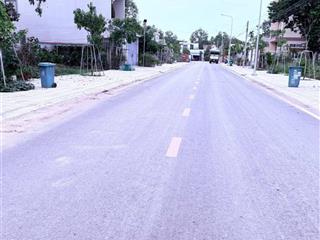 Bán đất 200m2 vuông vức khu dân cư phường tân uyên,tp hcm mặt tiền đường đt 746 giá 1,5tỷ xây tự do