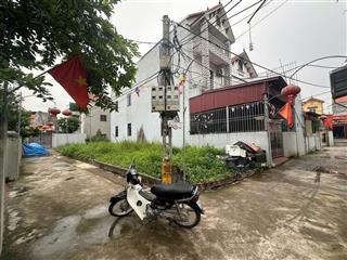 Lô góc phú mỹ siêu đẹp ô tô vào đất. dt 40m2, mt 5,21m giá 3,15 tỷ gần trục đường thông xe tải