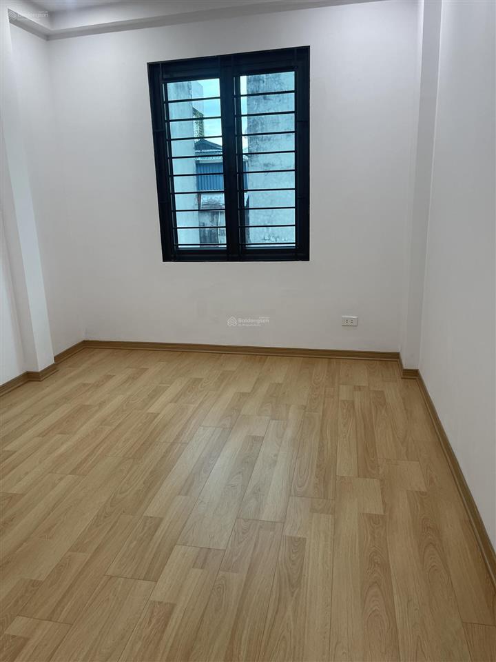 Nhà tựu liệt hoàng liệt hà nội dt 43m2 mt 6,4m giá 6,65 tỷ. nhà 3t 1 tum đủ công năng có chỗ để oto