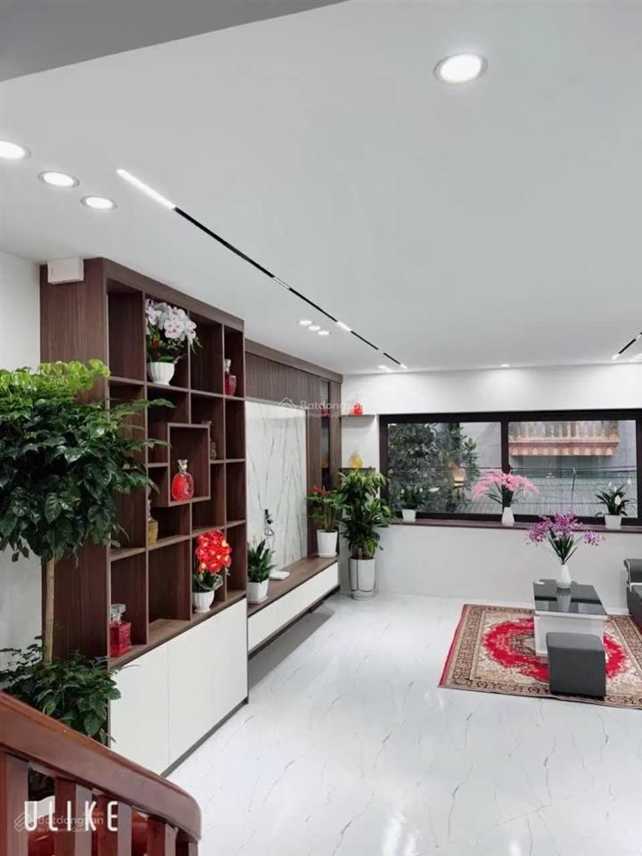 Bán nhà mặt phố tại nhị khê kinh doanh đỉnh dt 40m2 mt 4m giá 6,9 tỷ nhà 6 tầng đầy đủ công năng