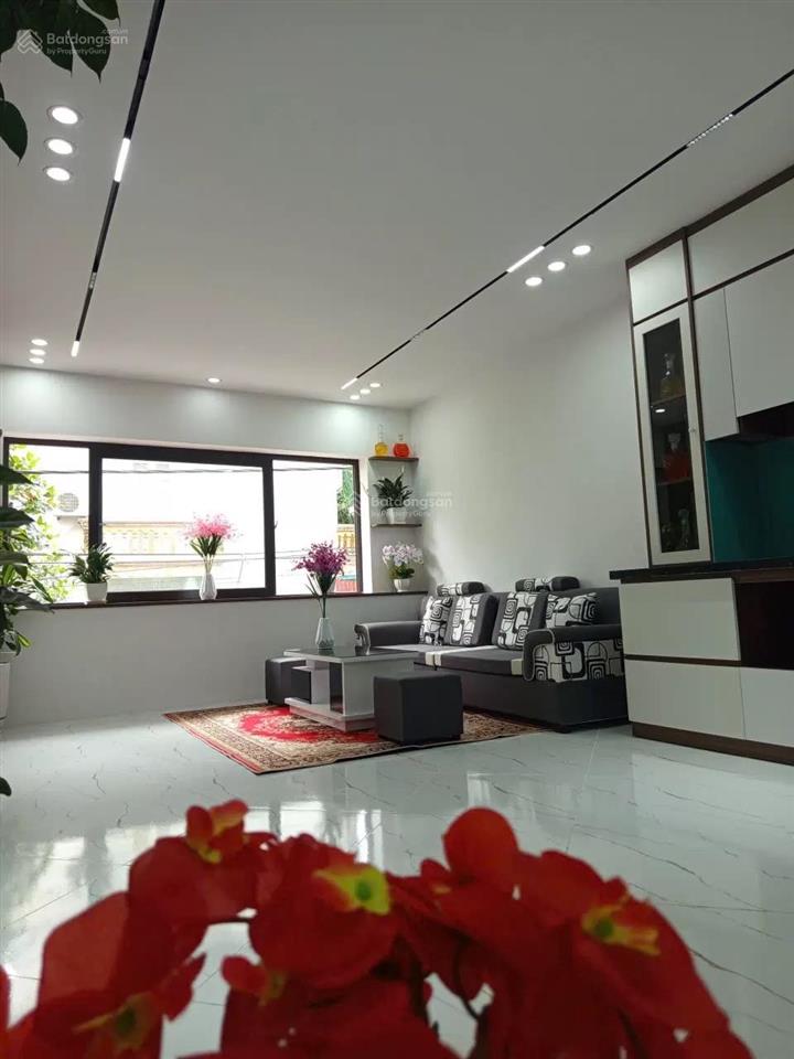 Bán nhà mặt phố tại nhị khê kinh doanh đỉnh dt 40m2 mt 4m giá 6,9 tỷ nhà 6 tầng đầy đủ công năng