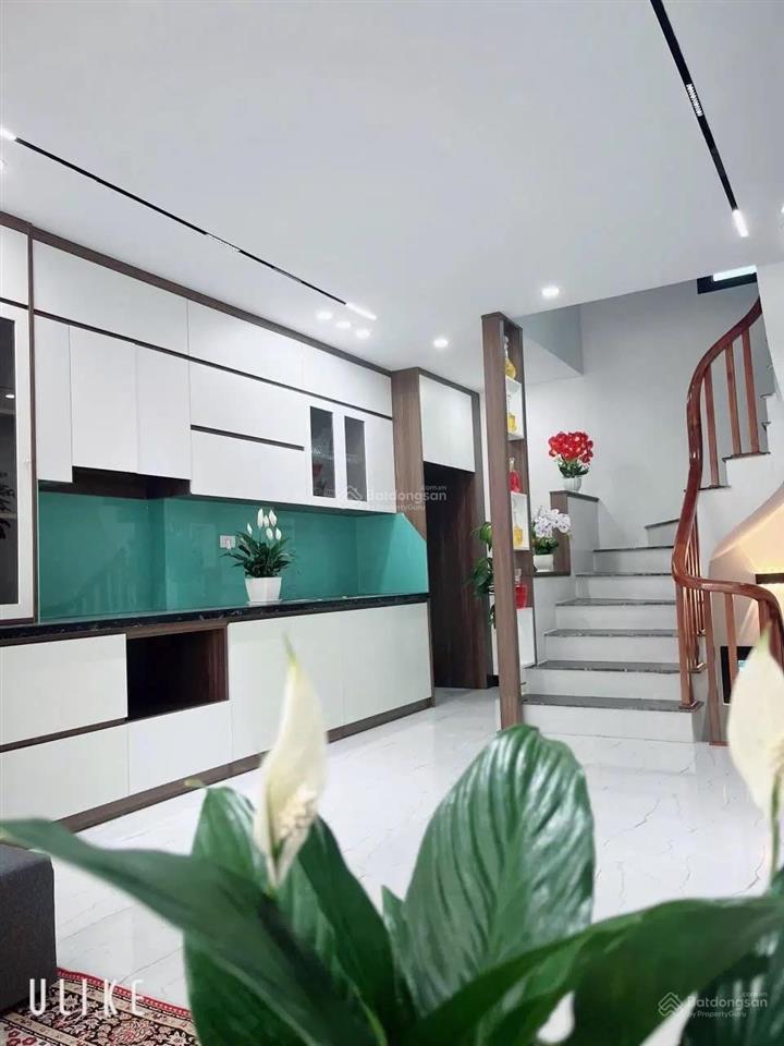 Bán nhà mặt phố tại nhị khê kinh doanh đỉnh dt 40m2 mt 4m giá 6,9 tỷ nhà 6 tầng đầy đủ công năng