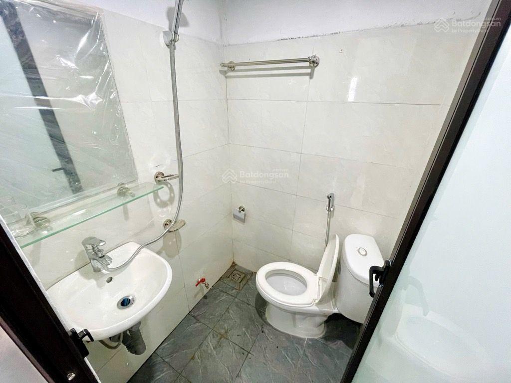 Ccmn 7 tầng thang máy, view hồ lai xá ,11 phòng khép kín, full đồ. 8,9 tỷ