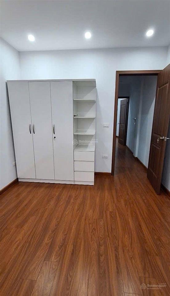 Hiếm! di trạch nhà 4 tầng, mới tinh, full nội thất, 5 tỷ