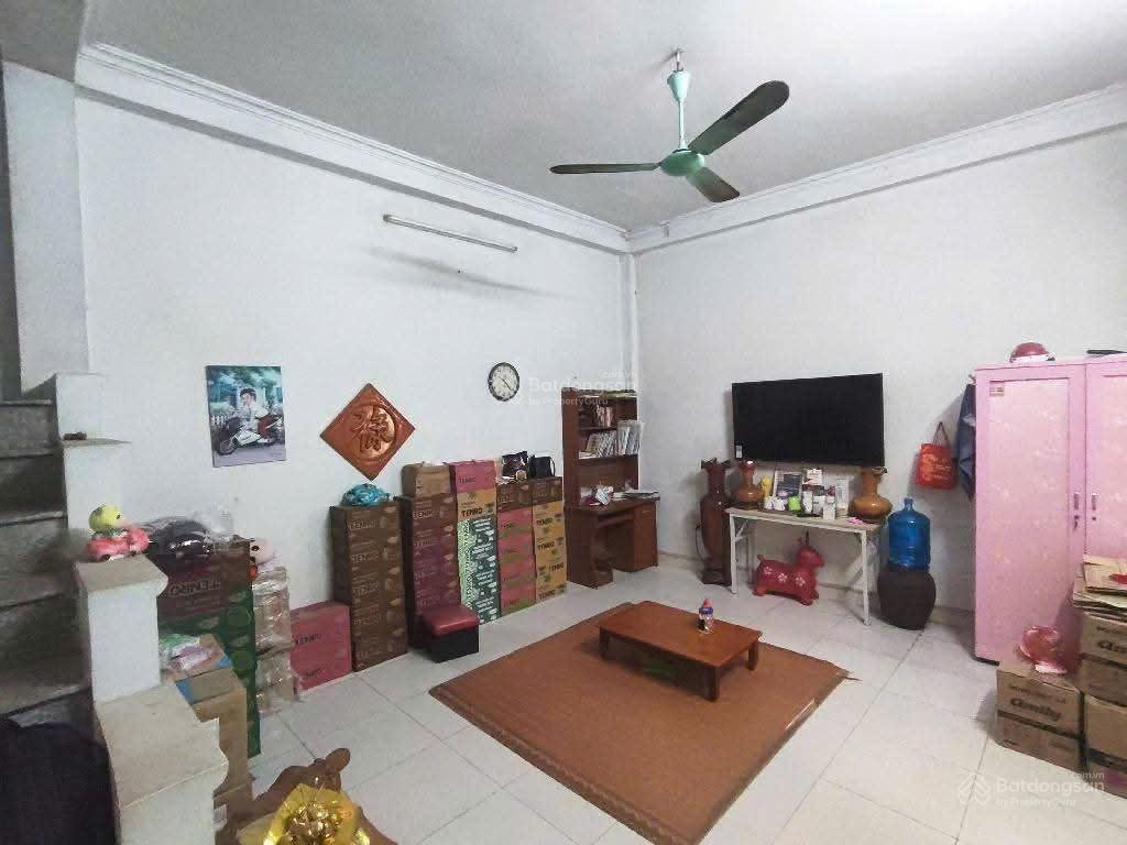 Bán nhà riêng tại, thị trấn đông anh, 3 tầng rộng  5,4 tỷ, 78 m2