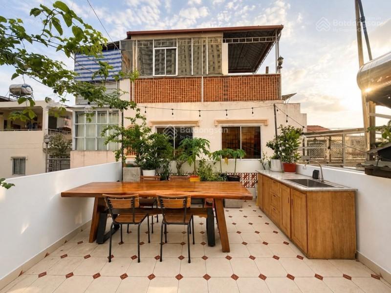 Bán nhà đẹp kd airbnb  2 căn tách riêng biệt, vừa ở vừa cho thuê sẵn dòng tiền  q3 khu trung tâm