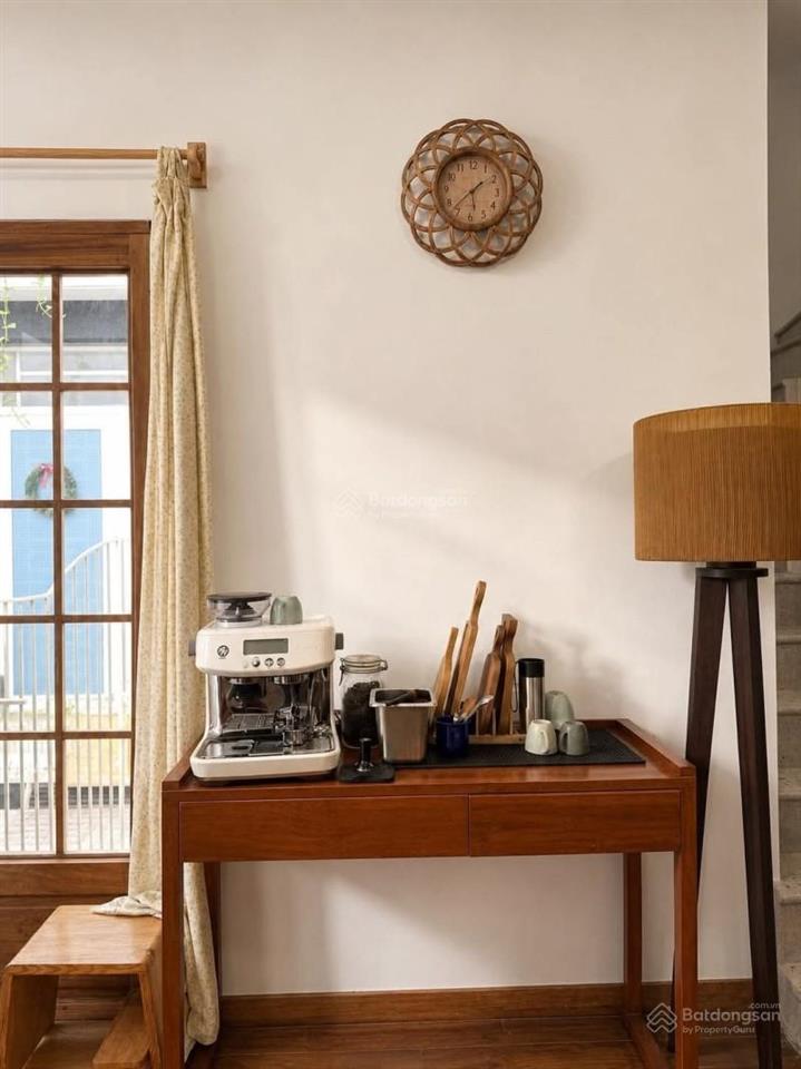 Bán nhà đẹp kd airbnb  2 căn tách riêng biệt, vừa ở vừa cho thuê sẵn dòng tiền  q3 khu trung tâm