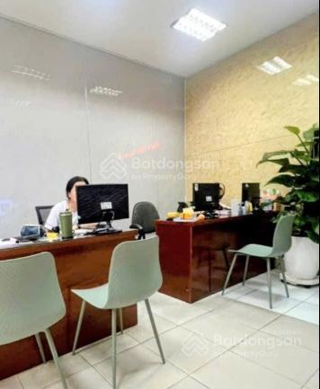 Bán nhà bùi viện  phố tây quận 1  mt hẻm xe tải siêu kinh doanh sẵn dòng tiền  nhà cũ dễ xây mới
