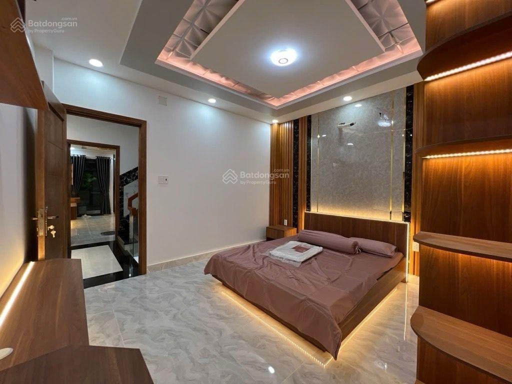 Bán nhà trường chinh  cộng hòa 4,5 x 17  nội thất nhập châu âu cao cấp  sổ sẵn sang tên ngay