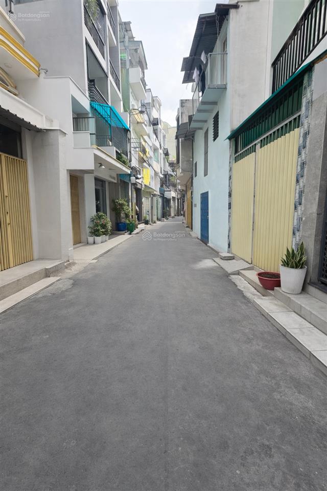 4 tầng trần văn quang vài bước là âu cơ  hẻm sạch đẹp thông  chuẩn pháp lý nhỉnh 5 tỷ .