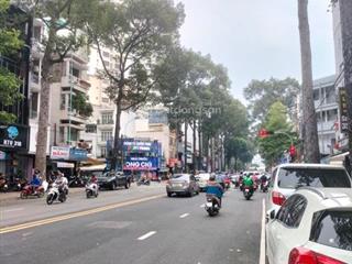 Quận 5 sát bên quận 1  an dương vương 5,7 x 14 vài bước mặt tiền  sổ đẹp giao dịch chính chủ