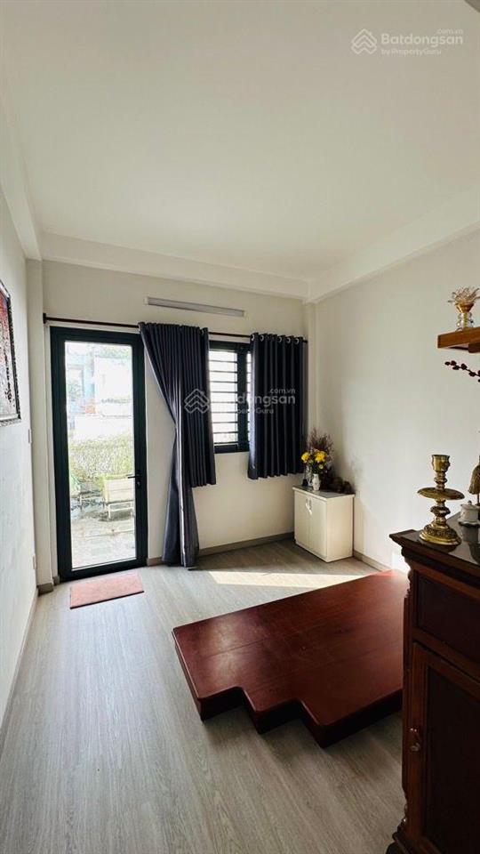 Bán nhà cộng hòa ngay tòa nhà etown 2  95m² ô tô ngủ nhà  nội thất cao cấp giao dịch ngay.