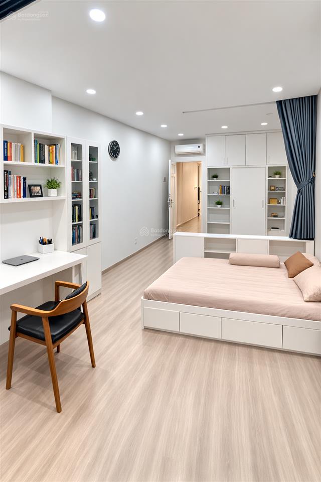 Bán nhà cộng hòa ngay tòa nhà etown 2  95m² ô tô ngủ nhà  nội thất cao cấp giao dịch ngay.