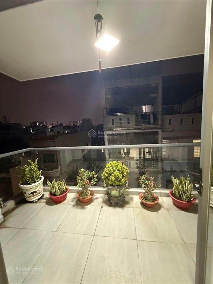 Trung tâm quận 11 khu hiếm bán 186,4m2  ông ích khiêm ngay đầm sen đường 8m ô tô ngủ nhà