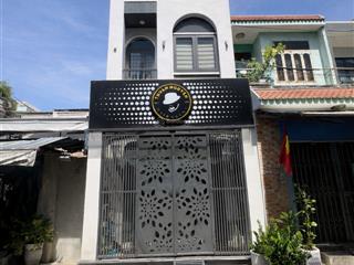 Bán nhà giáp cư xá bắc hải  lý thường kiệt 65m2 ô tô ngủ nhà  đường 8m xe tải né kinh doanh vip