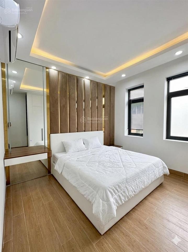 Kiến trúc pháp an ninh 24/7  giáp quận 10 khu compound công viên sát nhà 12 tỷ hơn .