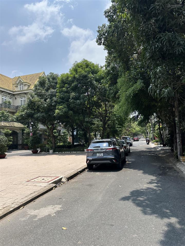 Khuvip hiếm nhà bán  phường bảy hiền dân tri thức cao  nhà biệt thự hiện đại cạnh công viên .