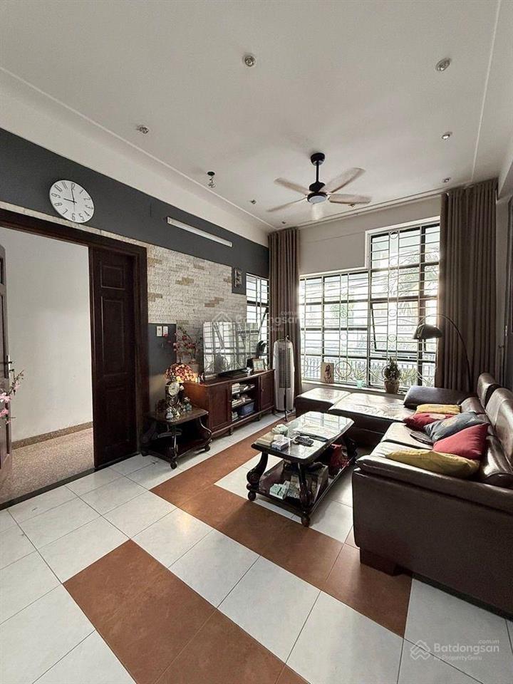 Khuvip hiếm nhà bán  phường bảy hiền dân tri thức cao  nhà biệt thự hiện đại cạnh công viên .