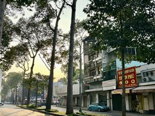 Khu biệt thự cao cấp nguyễn chí thanh 8 x 20 vuông vức  4 tầng thang máy nhập  5pn master garage