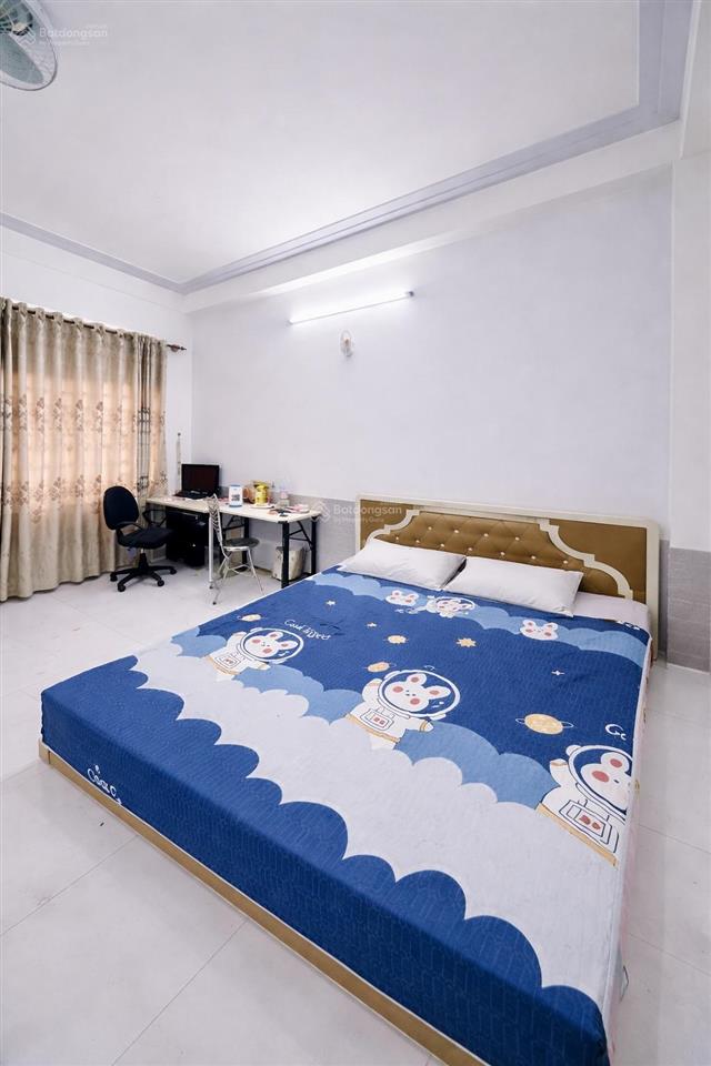 45m2 lê hồng phong đường 8m sạch đẹp  quận 10 chủ nhà thiện chí nhiệt bán 11 đồng hơn .