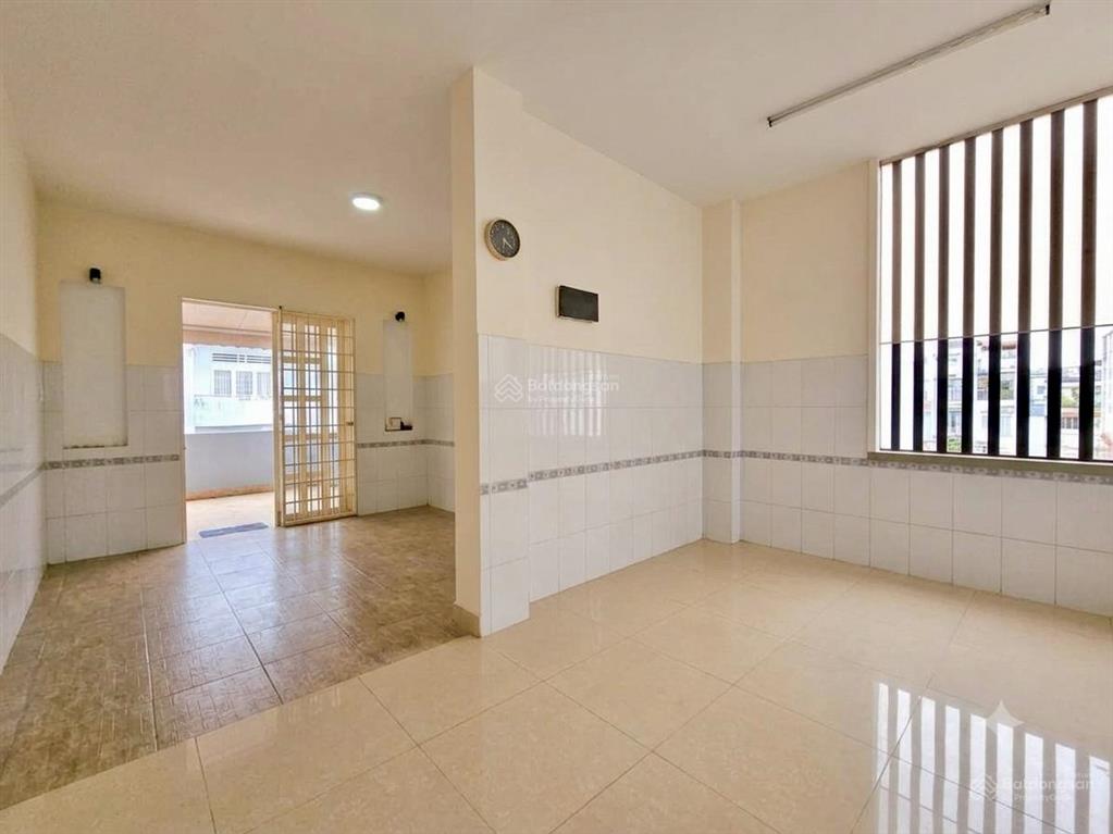Bán nhà quận 10 ô tô tránh nhau  nở hậu 7,3m vượng lộc  4 tầng hiện đại lung linh.
