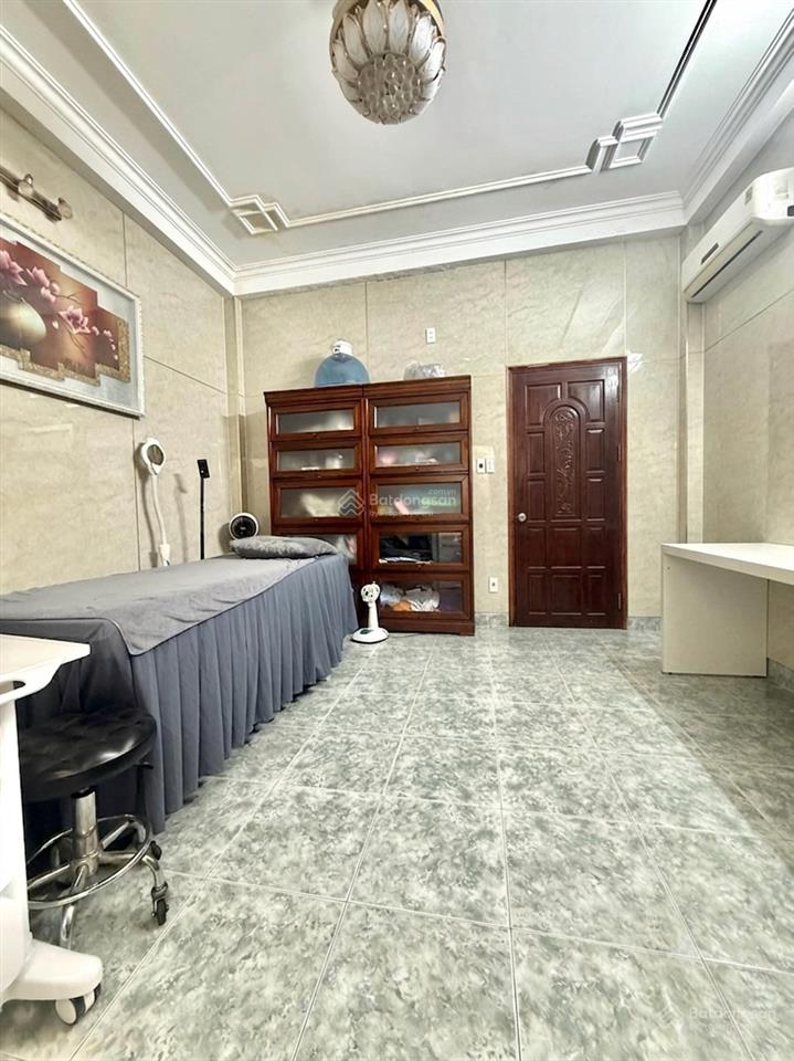 Bán nhà lô góc 2 mặt hẻm ô tô kinh doanh đẹp ngang 6m lớn  vòng xoay lê đại hành.