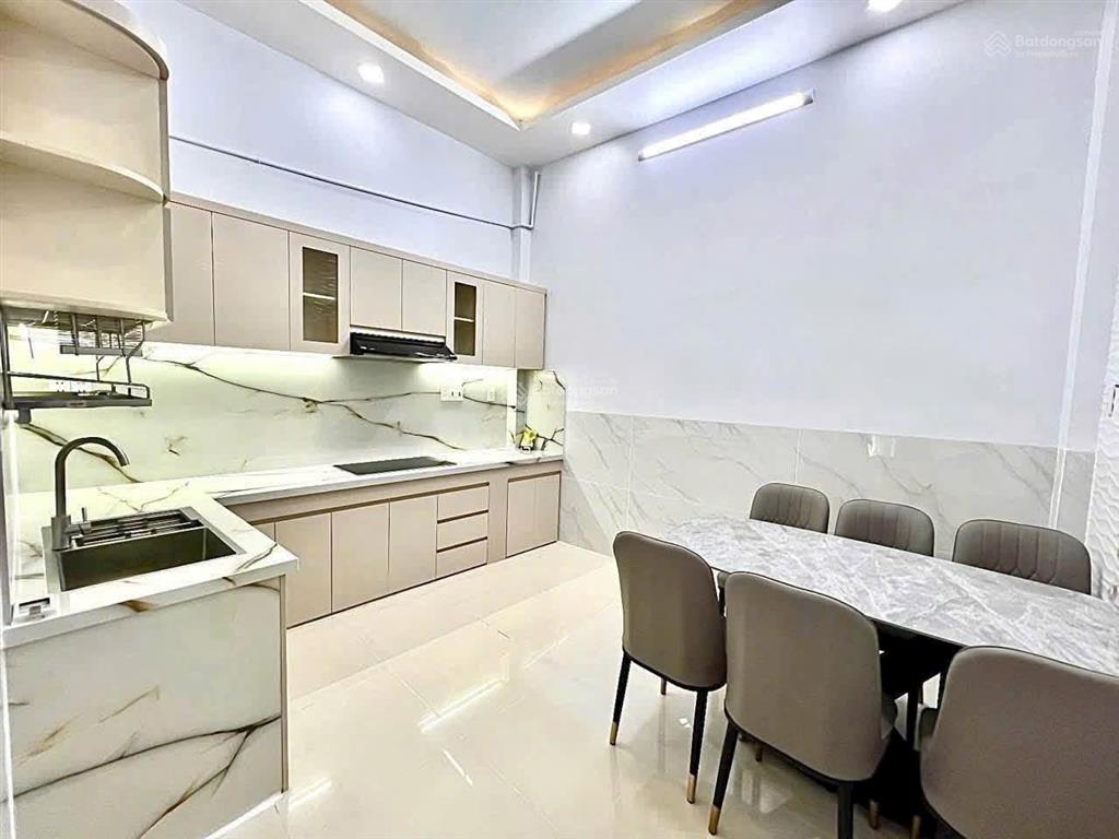 Bình thới vx lê đại hành  4 tầng 5pn đường 8m kinh doanh đẹp.