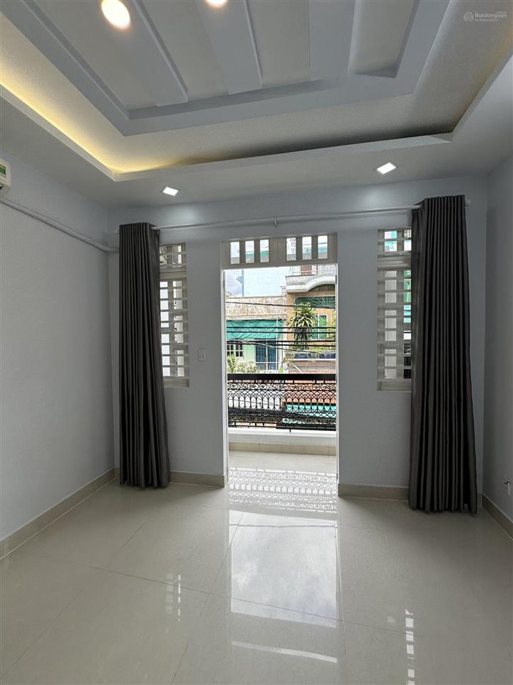 Bình thới vx lê đại hành  4 tầng 5pn đường 8m kinh doanh đẹp.