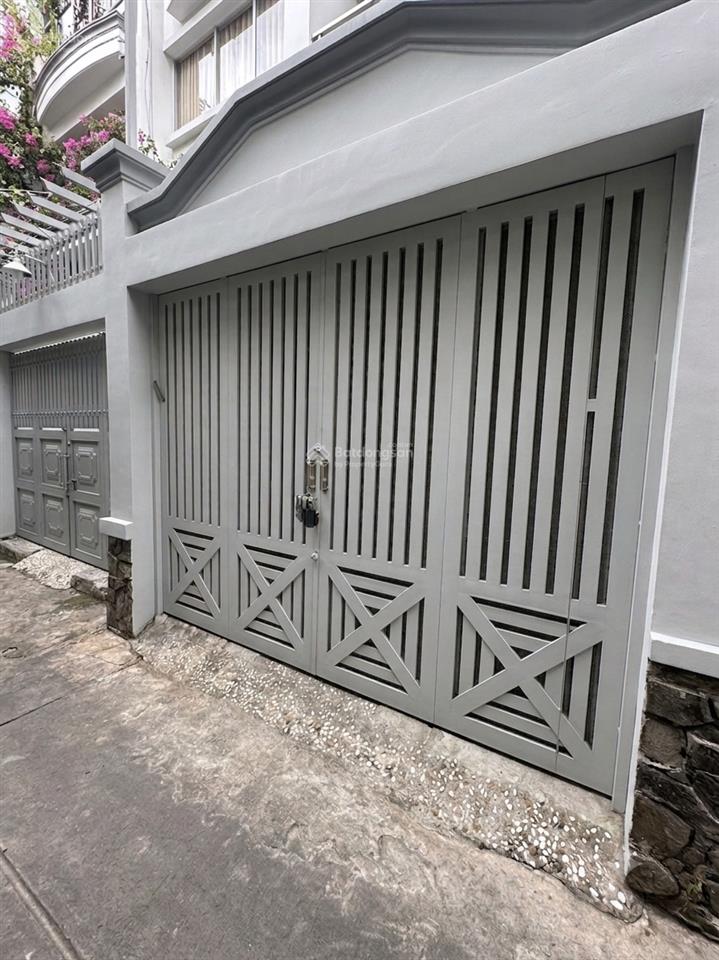 Lạc long quân nhà đẹp 45m2 bề thế  vị trí đẹp ngay phường bảy hiền 5 tầng.
