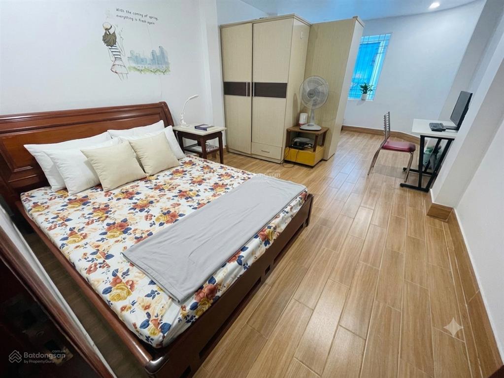 Lạc long quân nhà đẹp 45m2 bề thế  vị trí đẹp ngay phường bảy hiền 5 tầng.