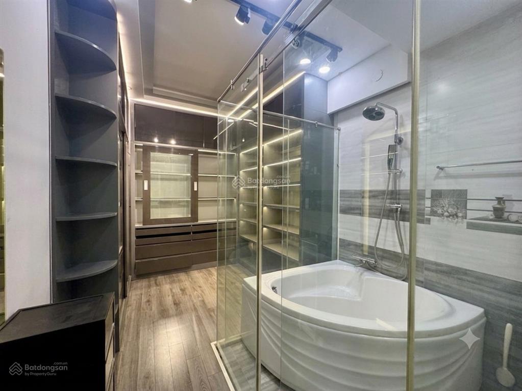 Hiếm ngay quận 10 phường vườn lài  ngô gia tự thông vĩnh viễn  4 tầng mới đẹp ở ngay.