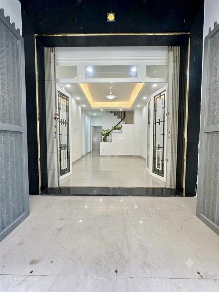 Bán nhà quận 10 ngô quyền 5 tầng  7pn ô tô thông 3 tháng 2  vị trí đẹp