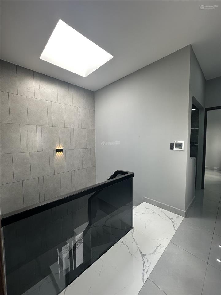 Tổng giảm 500tr  ông ích khiêm  lê đại hành 51m2  nhà xây mới ô tô đổ cửa.